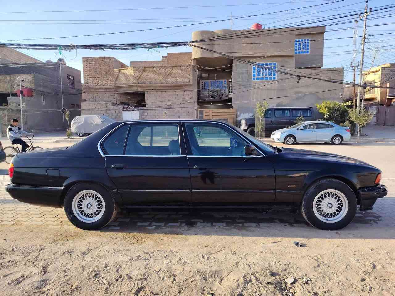 Bmw 735 1990
سياره حلوه نظيفه تبريد ثلج فتحه بالسقف كشنات جلد سياره حلوه باسمي رقم انكليزي
صدر امامي جديد
كير حاويه جديد
سياره بدون حادث وبدون خياسات
مكاني كربلاء
48$
***********
