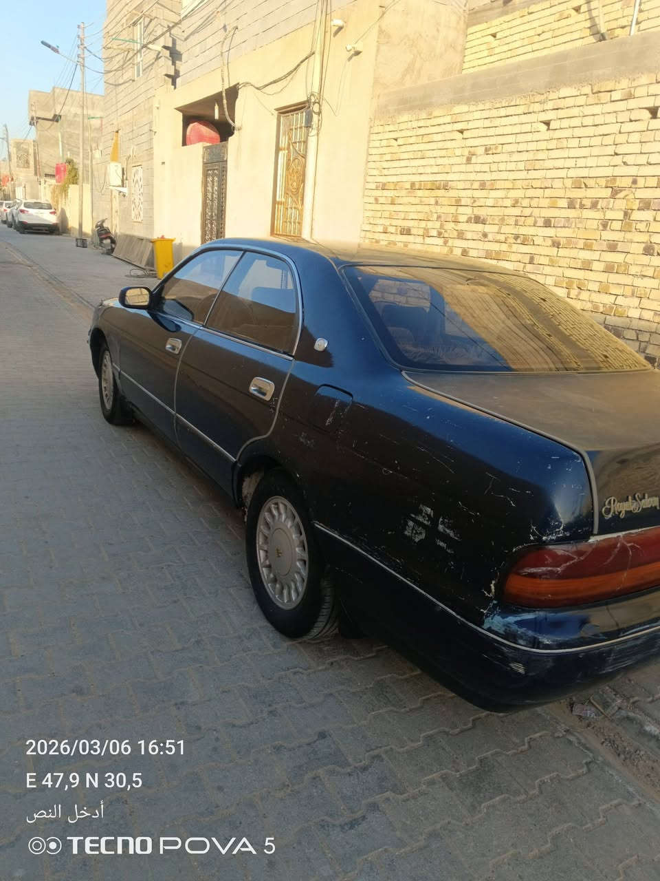 السلام عليكم..
كراون بطه متصل مديل سيارة 91
محرك 2500  سيارة مكفوله من الكص و النقل والعيب الشرعي   والرقم انكليزي السنويه ل 2031  و سيارة بسمي 
وسياره بيه بس الكير والكير بيه تخيره بل نمر 

وتحويل ثاني يوم  السعر 50 وبيه مجال.    *********** الرقم
