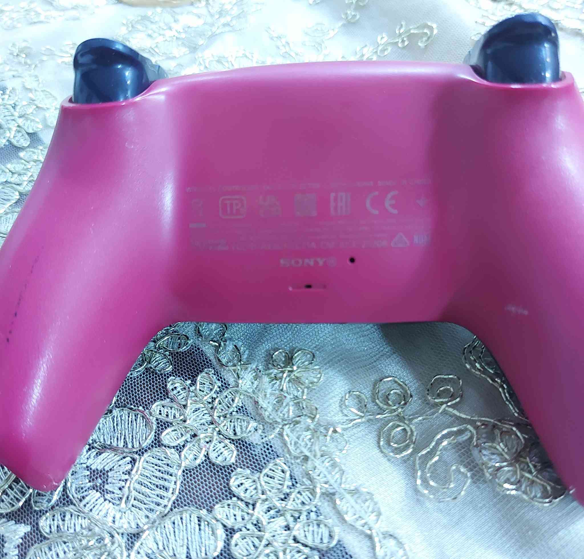 يده بلي ٥ شغاله لكن واحد من الشفتات شامر والنظافه مثل ماموضح بالصور مع التوصيل ٣٠ الف


**إذا كنت صاحب هذا الإعلان وتريد حذفه لأي سبب، رجاءا أرسل رسالة إلى الدعم الفني**