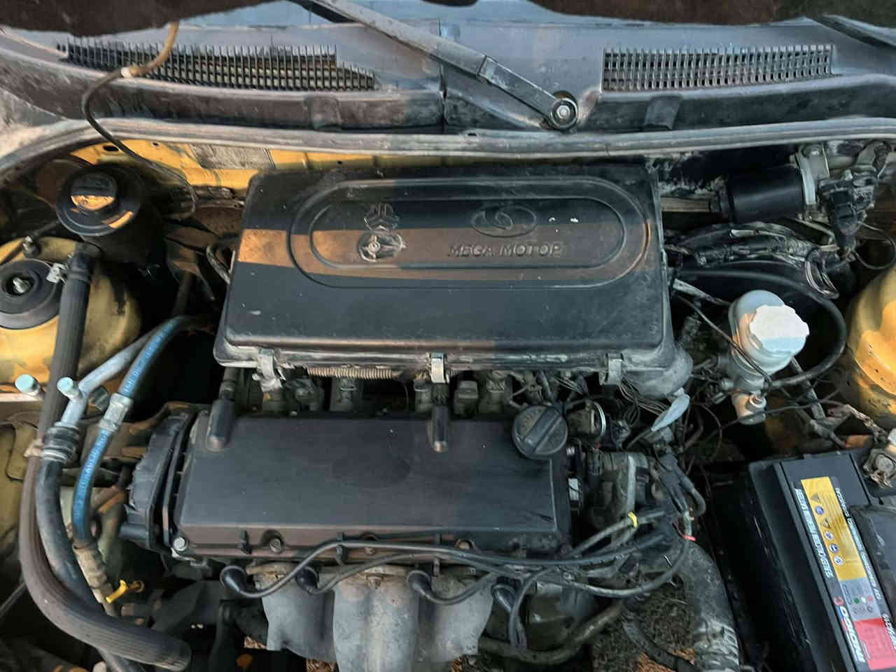 السلام عليكم سياره طيبه 2016 للبيع رقم بغداد تحويل ثاني يوم هزه لل 2030 ماكينه الكيا ريو 1600 المفتوح باتري جديد بيها ملاحظات بالخارج كملغ الامامي مبدل السيارة مال جناي شاشه كاميرا دواره لا يتزنون دمام مكان السياره بغداد المدائن رقم الهاتف *********** ملاحظه السعر 42 وبيها مجال للطيبين
