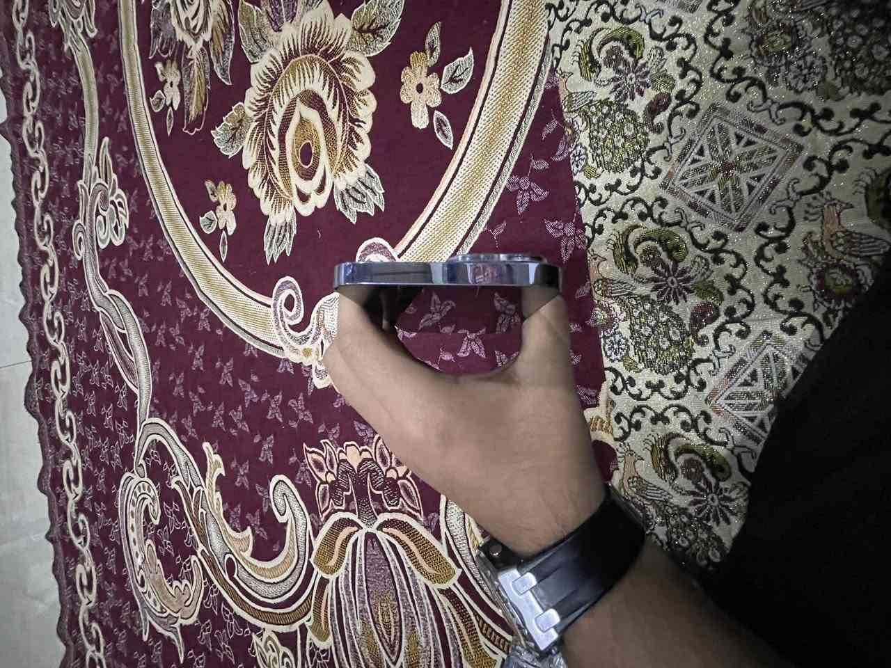 سلام عليكم للبيع ١٣ برو ماكس ذاكره ٢٥٦ بطاريه 85 فقط مبدل شاشه اصليه تفصيخ الجهاز لوك كدام العين شخط مابي السعر 485 قفل ***********
