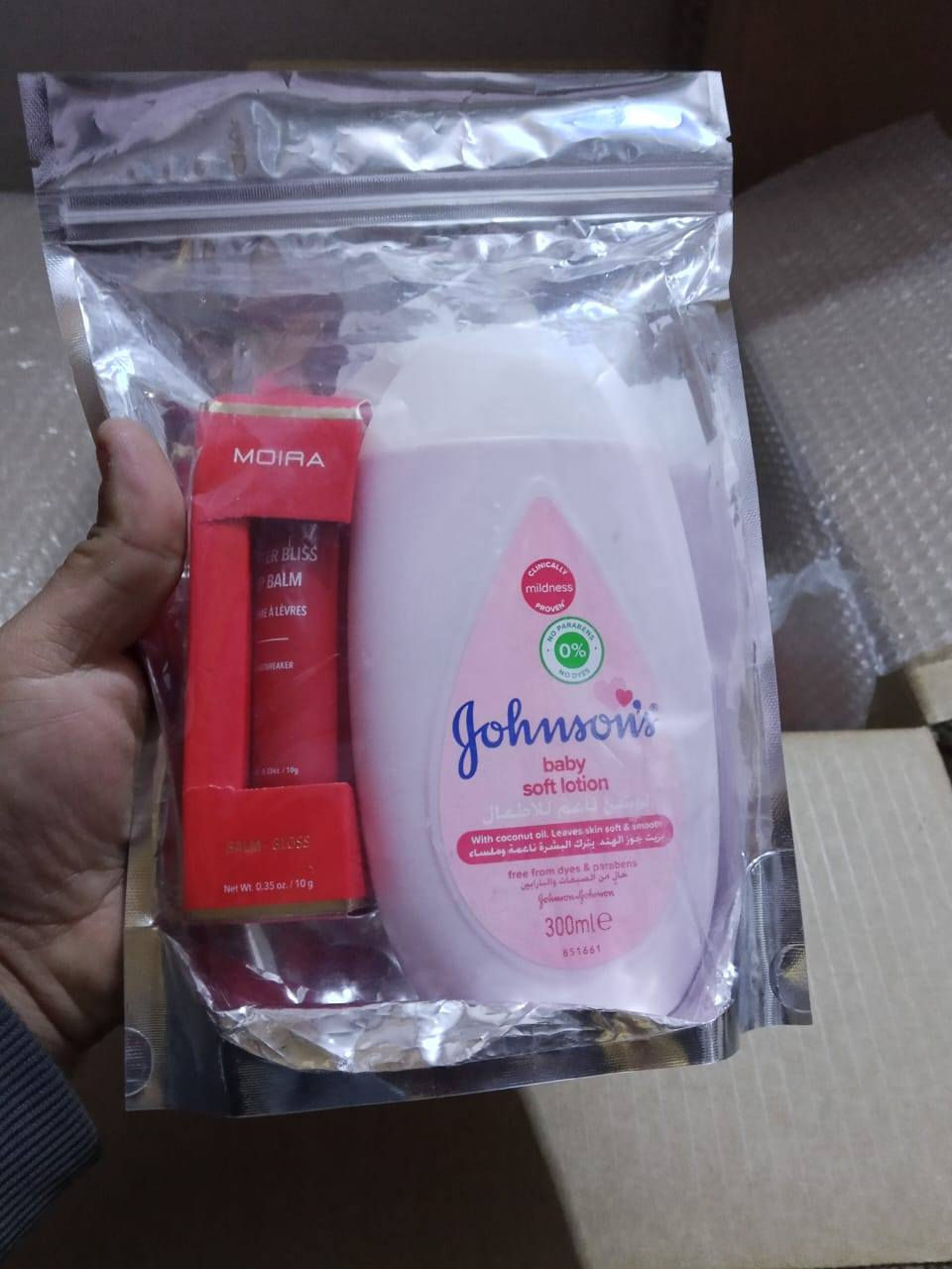 مناتجات عنايه اوربي كارتون بقي بيه كم قطعه كله ماركات 
اصلي شرط الفحص الحجز الستفسار مراسلة لبيج هلاأ وسهلا بيكم / وتساب 
***********
