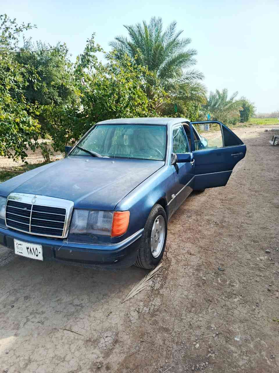 السلام عليكم مارسدس دب 300 سياره جاهزه حداديه تخم تاير كير مكينه شرط مكفوله من الضربه موديل 89 سنويه نافذه 2023 ثاني يوم تحويل مكاني ناصريه الغراف 
السعر 25 
***********
