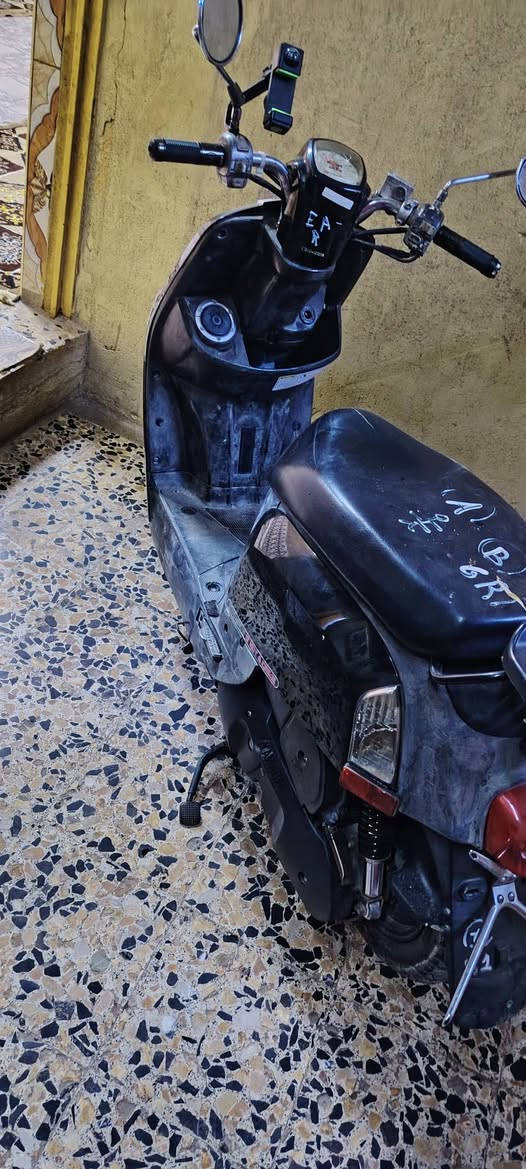 سلام عليكم دراجه البيع بوليسي مال باله جديده برغي ما مفتوح بيهه دراجه كلهه رقم واحد مكان البصره الحيانيه السعر 950 رقم ***********
