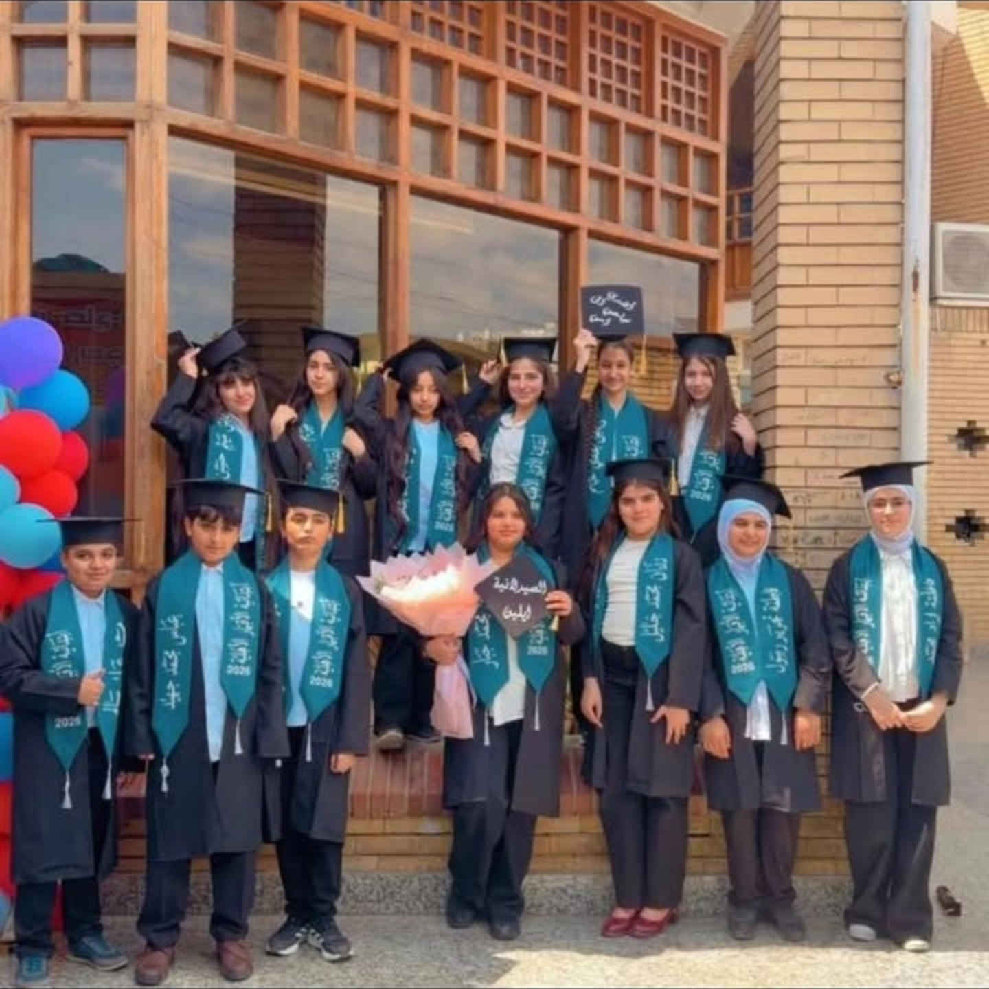 روب تخرج + قبعة
من الروضه و الصف الاول الى السادس ابتدائي 
والمتوسطة والإعدادية  والجامعة 🥰

مفرد وجمله

جميع الالوان والموديلات
بدء التحضير الموسم
التخرج🎓 

انسب الاسعار 🥰

 لدينا 😍
*روب تخرج😎
 *قبعات تخرج🎓
*وشاحات بجميع الألوان طباعه ⚪️⚫️🔴

*وكذلك متوفر بكج كامل البكج يحتوي😍
( روب ،قبعه،وشاح،شهادة،مع الطبع)

* مستعدون لتجهيز  الروضه والمدارس وبسعر الجمله 🥰

الف مبروك التخرج مقدماً 😍❤️
للطلب مراسلة الصفحة … تتوفر خدمه توصيل🚘🚖🚘🚖


**إذا كنت صاحب هذا الإعلان وتريد حذفه لأي سبب، رجاءا أرسل رسالة إلى الدعم الفني**