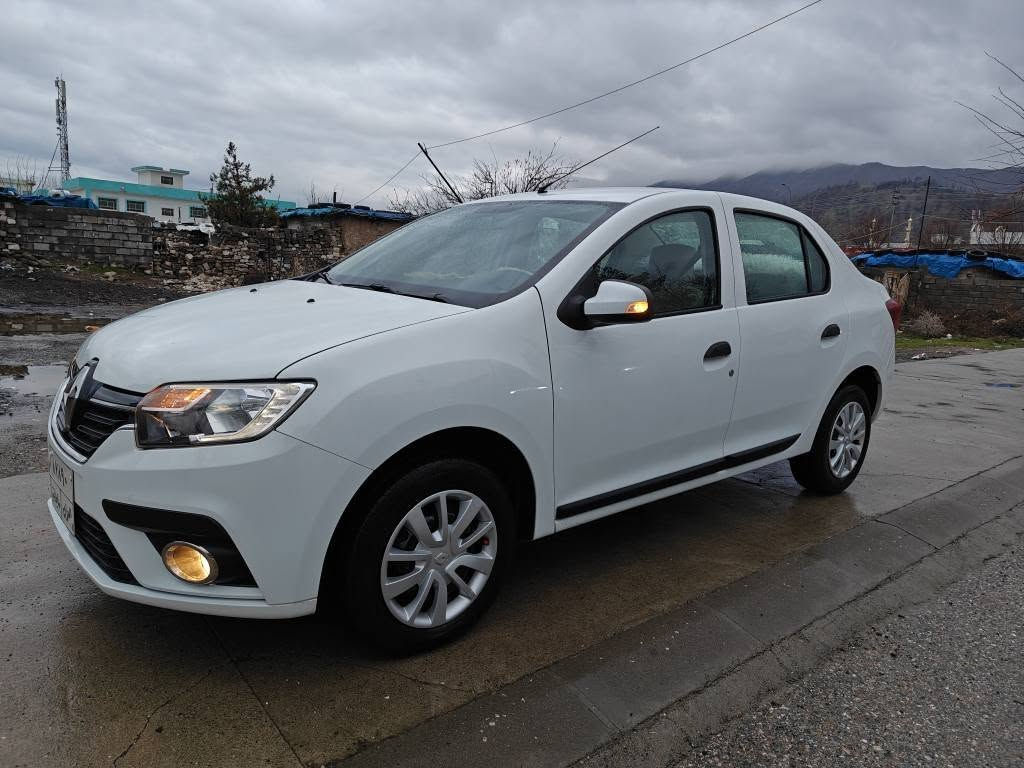 ڕینۆ سمبول مۆدێل 2020 گێڕ و مەکینە بەشەرت ئیسپانەی لێنەدراوە گێڕ ئۆتۆماتیک تەنها 56 هەزار ڕۆیشتووە حەقیقی لەسەر دەقی شەریکە ماوەتەوە تەنها دوو دەستی کردووە سپیری دانەبەزیوە سپی بەفری بێ بۆیاخ بێ سارد بێ چاڵ و چۆلی بێ تەقەو ڕەقە سەنەوی بەسەرچووە دینارێک مەسروفی نییە نرخ 93 تەنها کەمێک مەعامەلە گۆڕینەوەش دەکەم بە ڕەقەم
 ژ..م 
***********
*********** بنجوين, السليمانية
