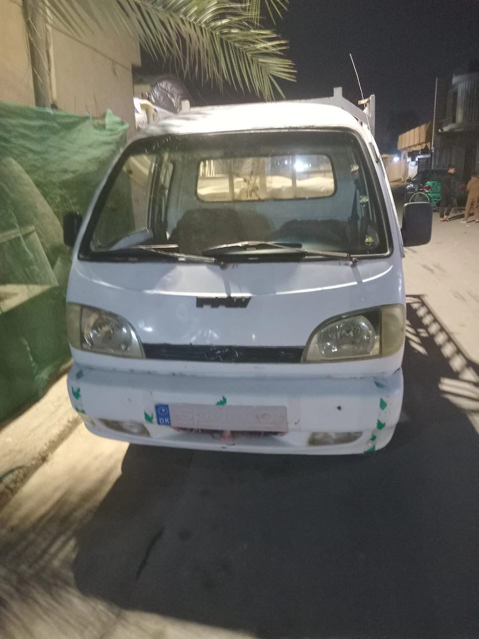 السلام عليكم ورحمه الله وبركاته
فاو قماره وربع موديل 2007 كير ومحرك جديد 
كل عيب مابي 
شرط كهربائيات شغاله صدر وتايرات جدد
شواصي شرط 
السعر 22 وبيها مجال للشراي يتصل ويدلل 

‭0780 841 6329‬

مكان سياره تكريت
