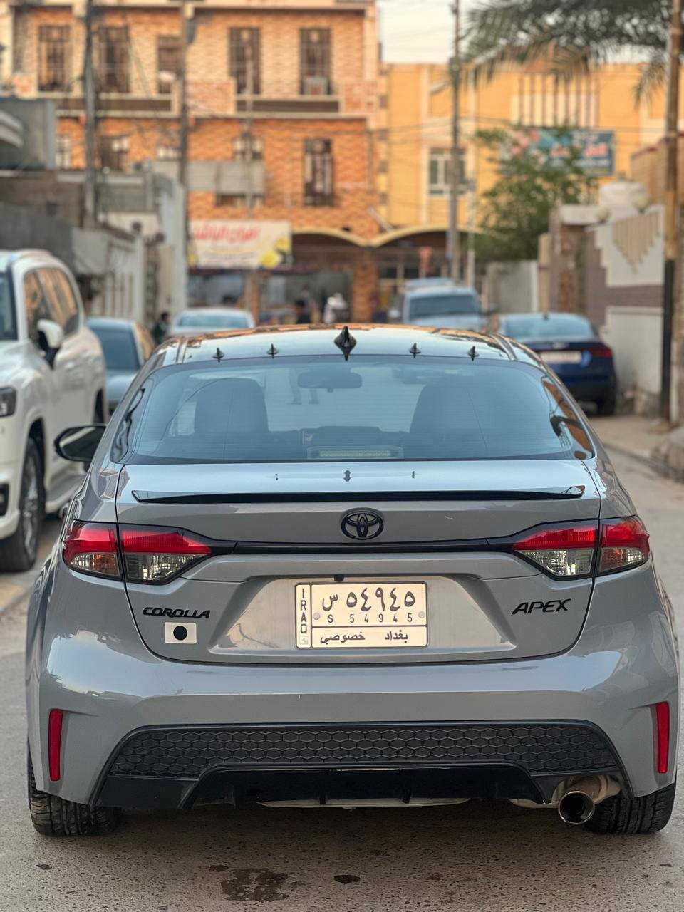 كورلا موديل 2021 لون سمنتي فول موصفات +بصمه + كشانه تدفئه تبريد+تحكمات ستيرن الضرر 3 قطع محرك 2000 +سياره معؤقين +تحويل سنويه 2028 مختصر الكلام السياره الي ياخذها چناي  مابيها نقص من كلشي السعر 130 وبيها مجال بسيط الرقم ***********
