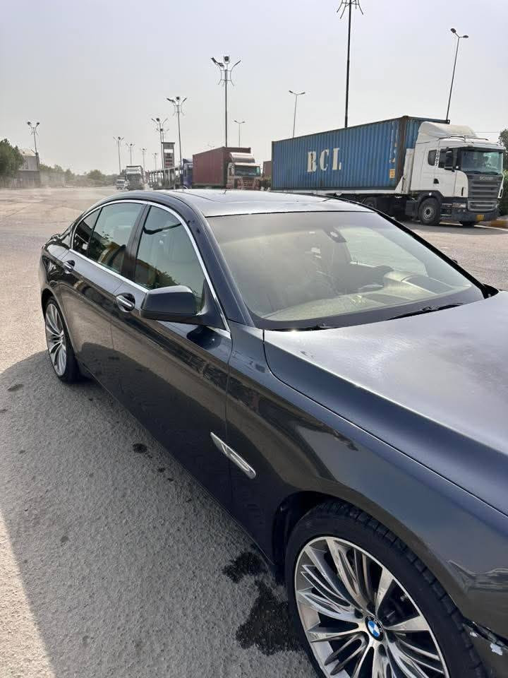 سلام عليكم بي ام دبليو ٢٠١٠ كاز 740فول مواصفات شنو بالك بيهه
مكفوله كفاله عامه لا صبغ ولا ظربه
مكانها حله بيع او مراوس حسب القناعه سعر ١٢٥ وبيه مجال لشراي *********** واتساب واتساب
