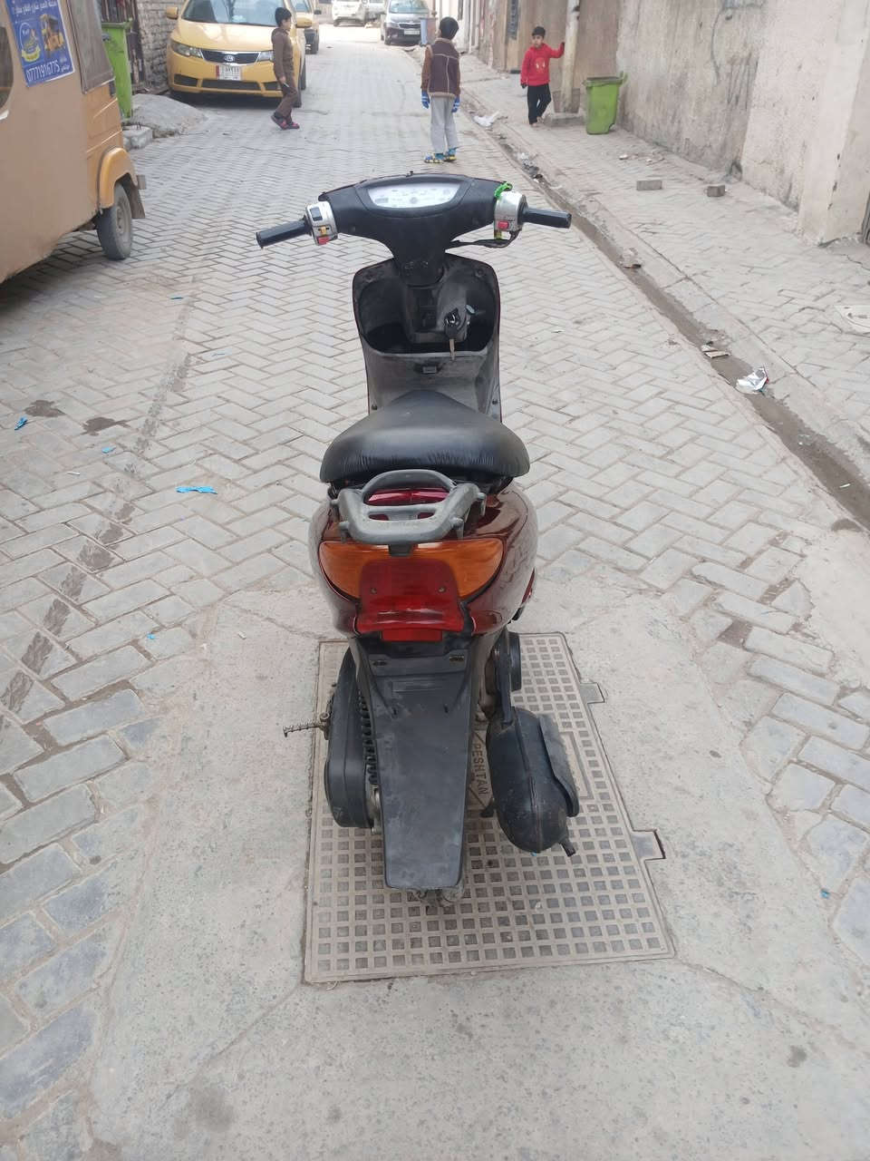 سلام عليكم دراجه عصفوريه فحل للبيع السعر 250 دراجه كامله ما بيه اي نقص كهربائيات شغاله مكينه مكفوله دراجه جديده مكاني بغداد مدينه الصدر قطاع 37 رقمي ***********
