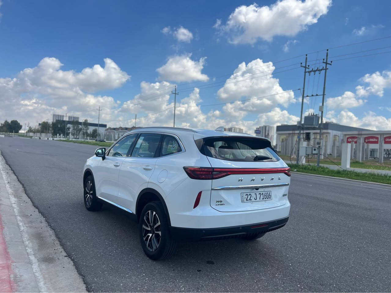 ‎ Havall H6 شکڵ نوێ مؤديل 2022
‎
 مواسفات بەسمە سندوق کارەبا شەفت
شاشە گەورە 5 کامیرا 360 پلە کوشن سارد تبرید
‎مەکینە 20 تۆربۆ قوەتی 6 بستۆنی هەیە زەمانی شريكة 
‎گێڕ ئۆتۆماتیک 8 نمرە تنها سلايت نية 
ویل گەورە ‎پێش کرۆم لایت لید و ئۆتۆماتیک..‎کشن جلد
 کامل ئێرباگ موکەبەرە الباین ‎ وایەرلێس چارج ‎چونە ژوورەوەی زیرەک حساس پێش و پشت ؤكتاني بنزين 91
‎ڕادار خەتی جادە و راداري پيش و پشت ئؤتؤبريك گيرله سوكان سپؤرت ڤۆلیۆم و تەحدید سورعە ئۆتۆ ستۆپ
بێ بۆیاغ بێ ساردی هەموو شتێکی تازەیە  بەشەرتی هەموو شتێک بة ناوةي خؤمة فعسو هةزةي نوي 
٠٧٥٠/٧٧٢٦٢٦٤
سعر144كميك مجال
وتساب*********** أربيل, العراق
