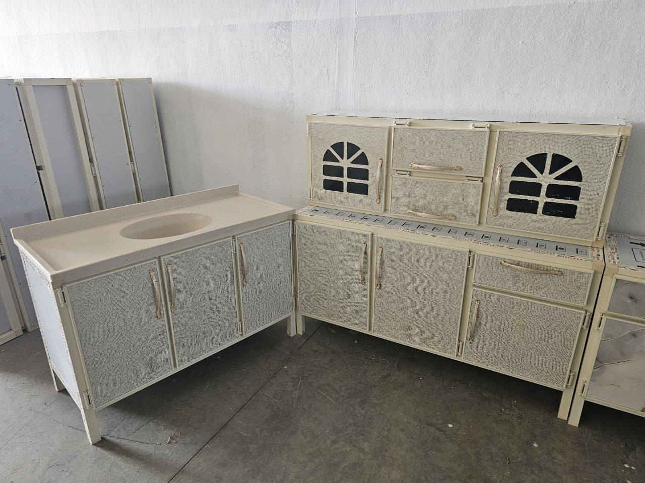 تخفيضات 20%على الكاونترات الالمنيوم والخشب
⚡⚡كاونترات الخشب⚡⚡
200 ألف — كاونتر وملحق+سنك متر
 235ألف—كاونتر وملحق +سنك متر و20
 240ألف—كاونتر وملحق مترونص+سنك مترو20
280 ألف—كاونتر وملحق مترين +سنك  مترو20
350ألف—كاونتر وملحق +فاترينا+سنك مترو20

🌟🌟كاونترات ألمنيوم 🌞🌞(فلس ونص):
• 170 ألف – كاونتر وملحق + سنك متر
• 210 ألف – متر ونص + سنك (1م و20سم)
• 230 ألف – متر ونص بسلة + سنك(1م و20سم)
• 275 ألف – مترين + سنك
• 290 ألف – مترين بسلة + سنك
• 335 ألف – مترين ونص + سنك متر ونص
• 340 ألف – مترين ونص بسلة
• 425 ألف – ثلاث أمتار + سنك متر ونص
🌞سِنك مرمر وملحق:🌞
• 140 ألف – قطعتين + ملحق متر
• 160 ألف – قطعتين + ملحق (1م و20سم)
• 175 ألف – قطعتين + ملحق متر ونص
🌟أسعار السنكات:🌟
• 115 ألف – متر
• 125 ألف – (1م و20سم)
• 135 ألف – متر ونص
⚡اسعار الجزامات ⚡
60ألف  —بابين ارتفاع 95سم
100ألف — بابين ارتفاع 120سم
140ألف—4باب ارتفاع 150سم
💢 متوفر توصيل بغداد ومحافظات 
📩 للحجز: مراسلة الصفحة
📱 واتساب: ***********
❗افحص الطلب بوجود المندوب لضمان حقك لا يوجد تبديل بعد مغادرة المندوب
