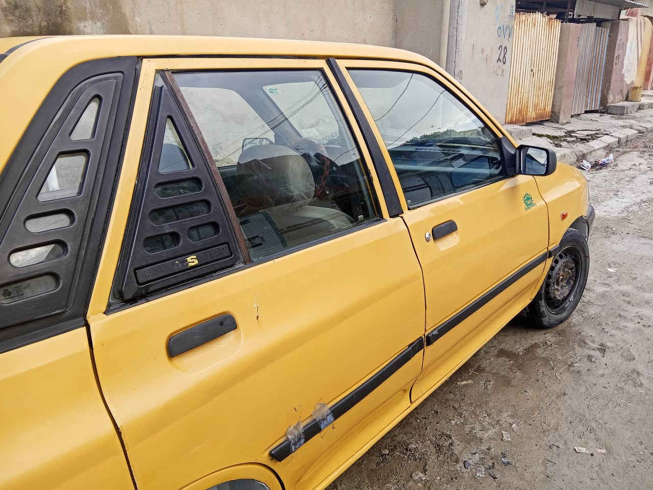 سايبا 2011للبيع مشروع وطني صاحبها الشرعي بل موصل محرك كير خير من الله وايرمنيه كلها شغاله تدفئ وتبريد سعرها 21 للتواصل ع *********** بي واتساب
