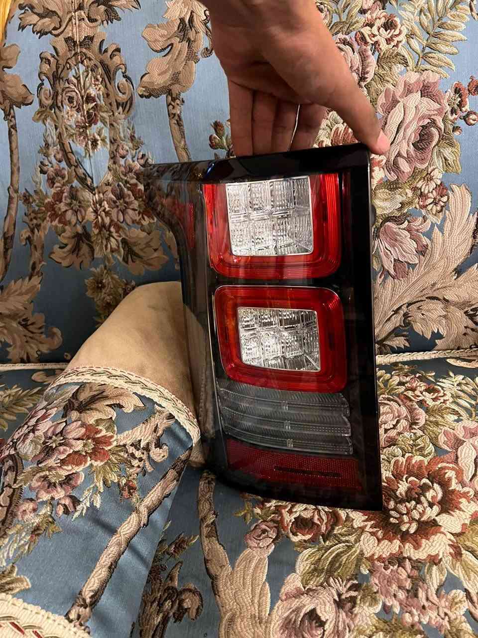 للبيع  بكلايتات رانج 2017 فوك بحالت الزيرو اصلي عنوان بغداد السيديه اعلى سعر ابيع اتصل وتساب***********
