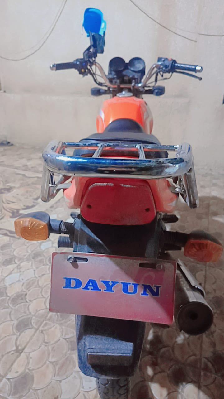 دايون عضم ٢٢ أوراق اصولي كفاله عامه مراوس بدايون نفخ نضيفه كون مديل ٢٢  وتصال على رقم ***********
