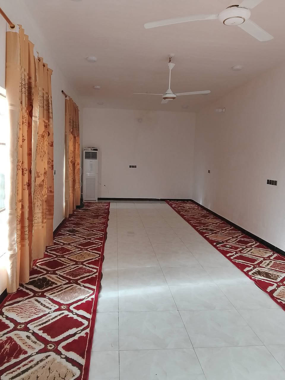 بيت للبيع
المساحة 900 البناء 400
كل الخدمات متوفره السنيه 
البو نايل


**إذا كنت صاحب هذا الإعلان وتريد حذفه لأي سبب، رجاءا أرسل رسالة إلى الدعم الفني**