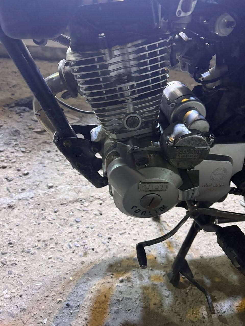 سونك ٢٢ للبيع نقصها صفاحية ودشبول كامل ينزل من سعر والمكينة جيب اي فيتر وياك وافحص تايرات جدد وباتري جديد يرادلها ترتيبات ذب عليها ١٠٠ الف ترجع مثل مجانت سعرها ٤٢٥ وبيها مجال رقم ***********
