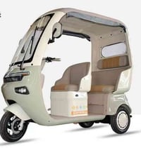 للبيع دراجة مسقفة ٣ عجلات ترند جديدة استخدام ٤ ايام فقط والوصل مالتهة ...