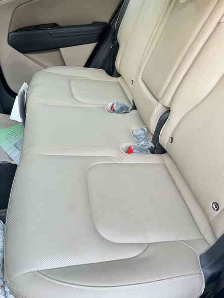 سبورتاج 2024ابيض تحمل لوحه اربيل ضمان شركة نيم.عدادالمسافه المقطوعه حاليا. 9000كم.اعلى المواصفات
1.سقف بانوراما2.صندوق كهرباء3.تشغيل عن بعد4.مقاعد جلدكهرباء5.تدفئه +تبريد المقاعد الاماميه6.الايرباكات عدد سته7.تحكم كامل بالمقود8.محرك2.0L 
9.المرآة الداخليه تعتيم ذاتي 10.بطانة الابواب جلد وليست بلاستك.11.رادار خلفي مع النقطه العمياء
ملاحظه/تم اضافة دواسات جانبيه  وداخليه تحت الابواب +واقيات شمسيه على الابواب 
شباك الامامي +لوحات التحكم اسود لماع(بيانو بلاك)
السياره خاليه من اي حادث اوملاحظات تذكر..باسم شركة اكدال///العنوان الكاظميه***********واتساب..السعر المطلوب 25000$
