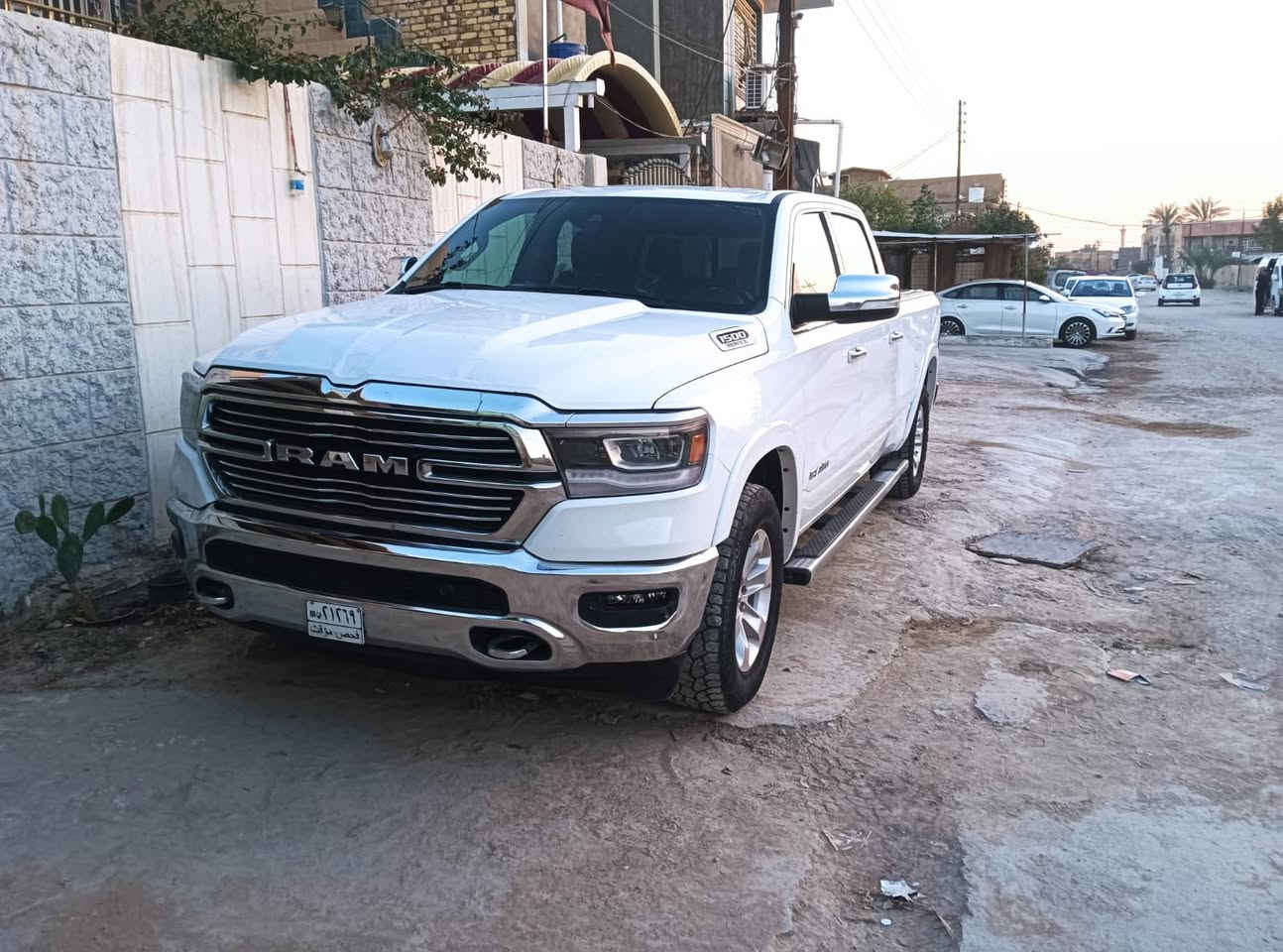 يالله السلام عليكم
دوج روام لارامي  ٢٠٢٢ فول موصفات ماعدا الفتحه 

السياره كلها مواصفات 

حادث فقط جاملغ خلفي وبارد بالبنيد 

والسونار مرفق مع الصور 

الاستفسار ***********
