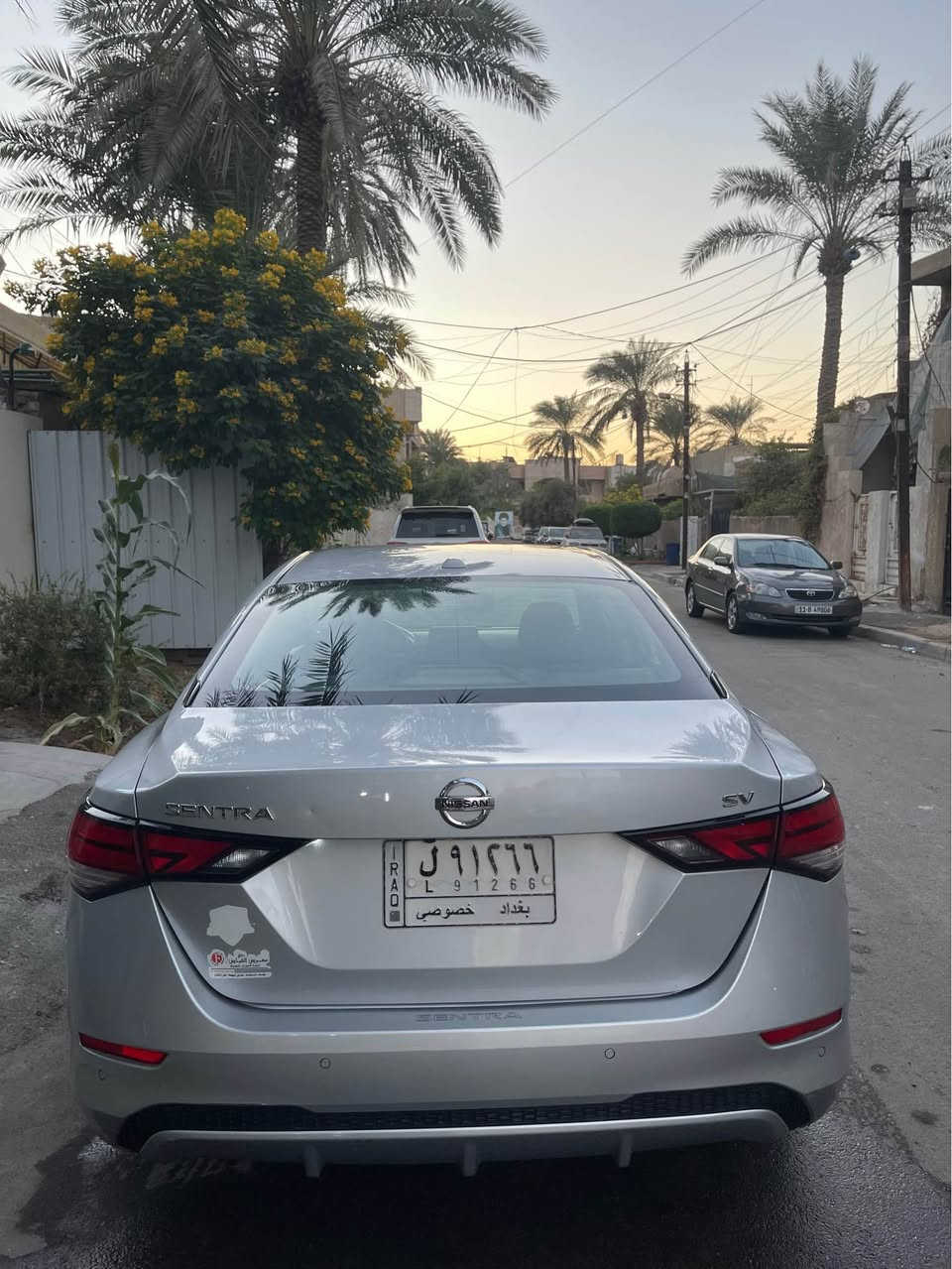 السلام عليكم
نيسان سنترا SV2021  Nissan Sentra
رقم بغداد سنويه جديده
 ماشيه 60 ميل 
الحادث دعاميه اماميه  وصور الحادث موجوده 
المواصفات sv معروفه
_ تشغيل عن بعد 
_ محرك دوش حجم 2000
_ بصمه تشغيل مع بصمه ابواب
_رادار امامي خلفي جانبي
_نظام توقف ذاتي Auto Brake
_ حساسات جانبيه Blind spot 
_تحديد مسار
_ستيرن D_ shape 
_ شاشة Car play / AndroideAuto
_ شاشة عرض تفاصيل السيارة
_ شاشة اعطال
_ كاميرا_ انطمه خرائط
بدون نقص جاهزه ادامه كامله  
باتري جديد ودسكات امامي وخلفي جاهزة 
بيه شخط بسيط بسبب ضعفاء النفوس
السعر 140 
مكاني بغداد حي البنوك 
للاستفسار اتصال او واتساب *********** بغداد, العراق
