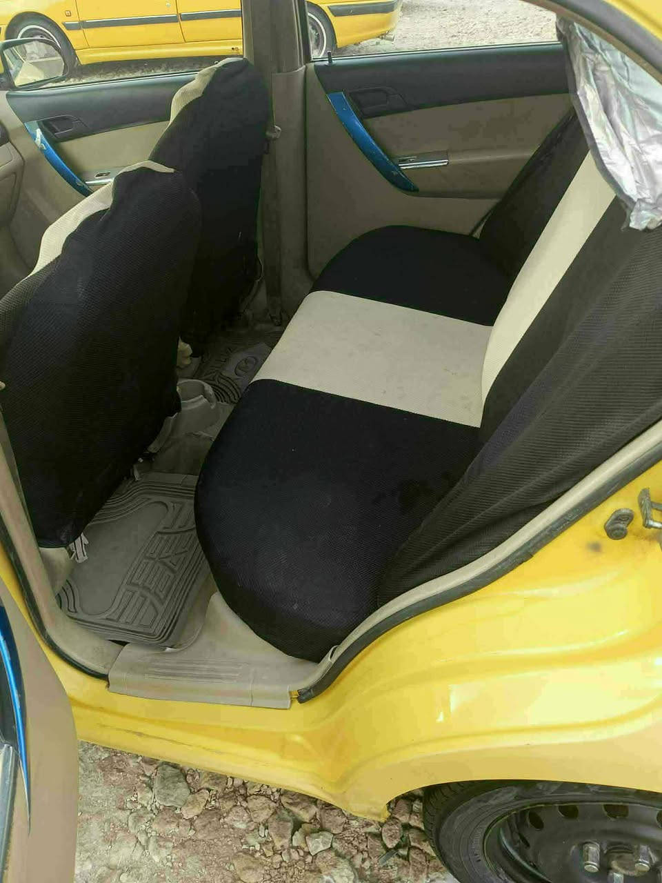 افيو موديل 11خليجي محرك 1400 مفتوح اتوماتيك السياره جاهزه ماندل المالك اتكفلك سرقه وعشائري  مكاني سماوه سعر 23وبيه مجال ***********
