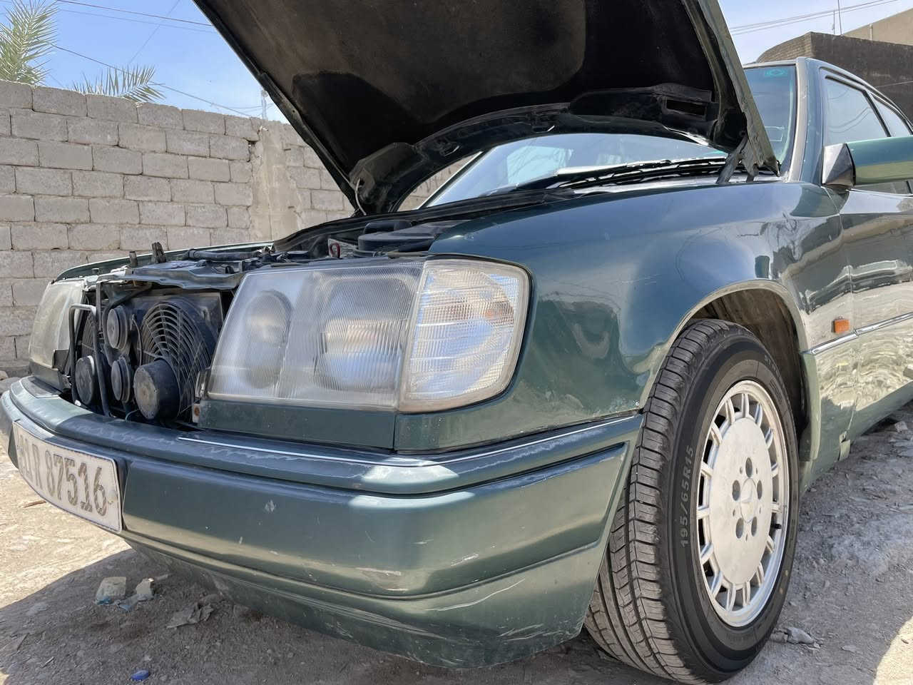 سلام عليكم
دب ١٩٩٣ گير و محرك بلاد عنكبوت ٣٠٠
گير جديد محرك صافي دبل فيت بم اصلي بوش 
مري كهرباء الجهتين تبريد شغال حماوة ثابتة 
سلايد ماطوره شغال بس يرادله سجج تخم تاير جديد باتري جديد كهربائيات كامله مصبوغه عام جمالية رقم بغداد دولي مكان السيارة بغداد الدورة السعر ٦٨ وبيه مجال بسيط
للاستفسار  ***********
