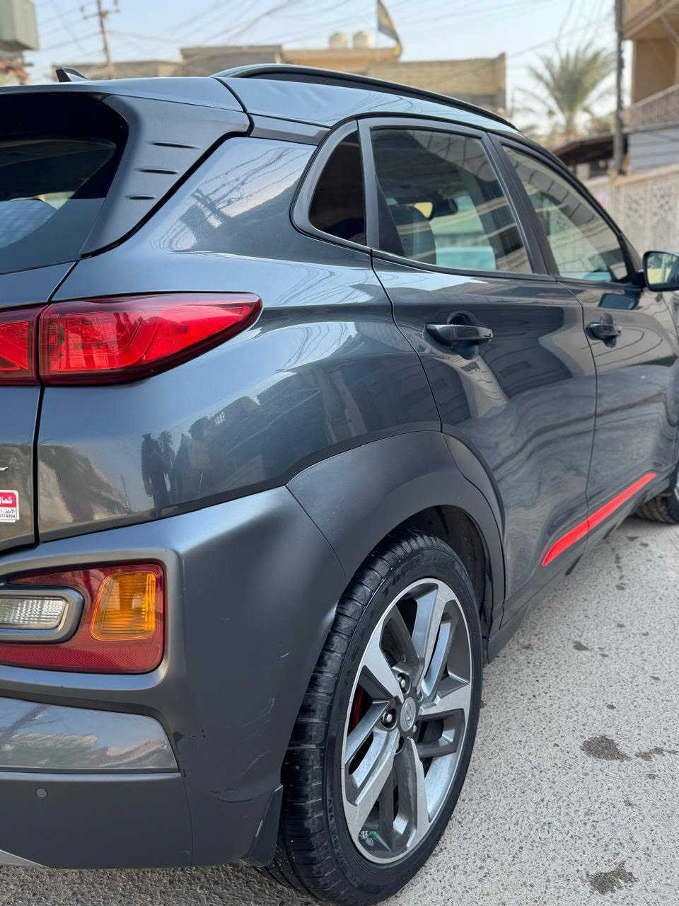 للبيع | هيونداي كونا 2021 فول مواصفات (1/1)  🚘
📍 الموقع: بغداد – الزعفرانيه

🤍 اللون:رصاصي طوخ

🚗 ماشية 61 ألف ميل، قابل للزيادة (استخدام يومي).

المواصفات:
✅ فتحة سقف
✅ بصمة تشغيل + بصمة الأبواب + بصمة الصندوق
✅ شاشة كبيرة
✅ GPS
✅ Apple CarPlay
✅ نظام صوت Infinity
✅ مقاعد جلد كهربائية
✅ تبريد وتدفئة للمقاعد
✅ وضعيات قيادة النورمال والسبورت
✅ محرك 1600 تيربو 🚀
✅ Head-Up Display (داتا شو)
✅ رادار أمامي
✅ رادارات جانبية
✅ نظام تحديد المسار
✅ مصابيح LED/Xenon أمامية وخلفية
✅ إشارات بالمرايا
✅ أضوية جانبية مع لف الستيرن

📞 للجادين فقط، التواصل على الخاص أو الاتصال.
***********-***********
سياره تحويل مباشر وكاله ما اسوي فقط تحويل مال جناي اتصل وبيك خير وتدلل
