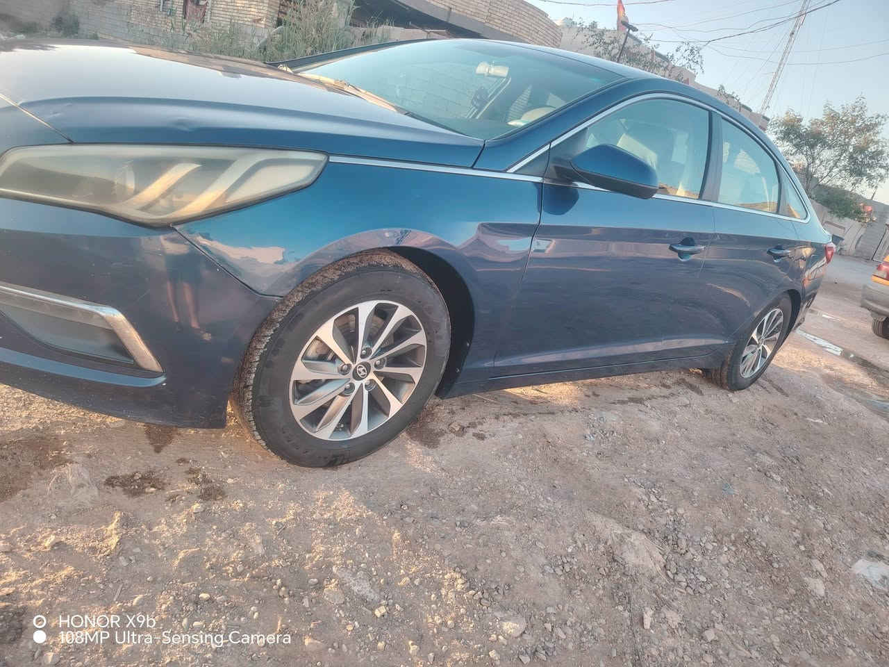 السلام عليكم سوناتا 2017 للبيع نص فول مكفولة من صبغ و تبديل مكينة 2400 سيارة جديدة حادثهة حافت البنيد ونص جاملق فقط بارد رقم أربيل جديد سنوية بأسمي مكان بغداد بسماية للاستفسار *********** سعر 125 وبيها مجال بصيط
