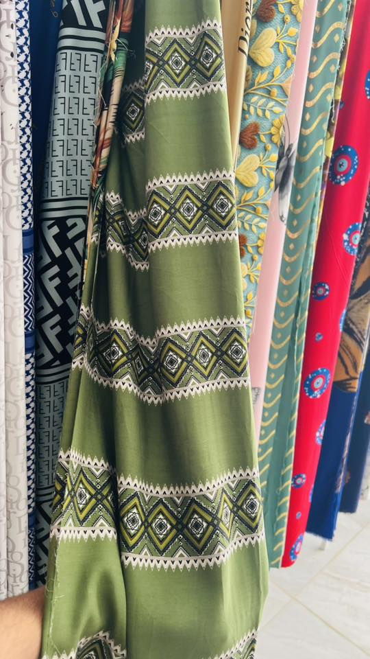 واسط قضاء الحي: محلة السراي
قطع اقماش كشمير ايطالي قطن الاصلي ٤ قطع ب
٢٥. توصيل مجاني داخل الحي فقط
رقم الهاتف: *********** وات ساب فقط عنوان المحل:_خلف مركز بيت الشام الطبي
يوجد توصيل جميع محافظات العراق
