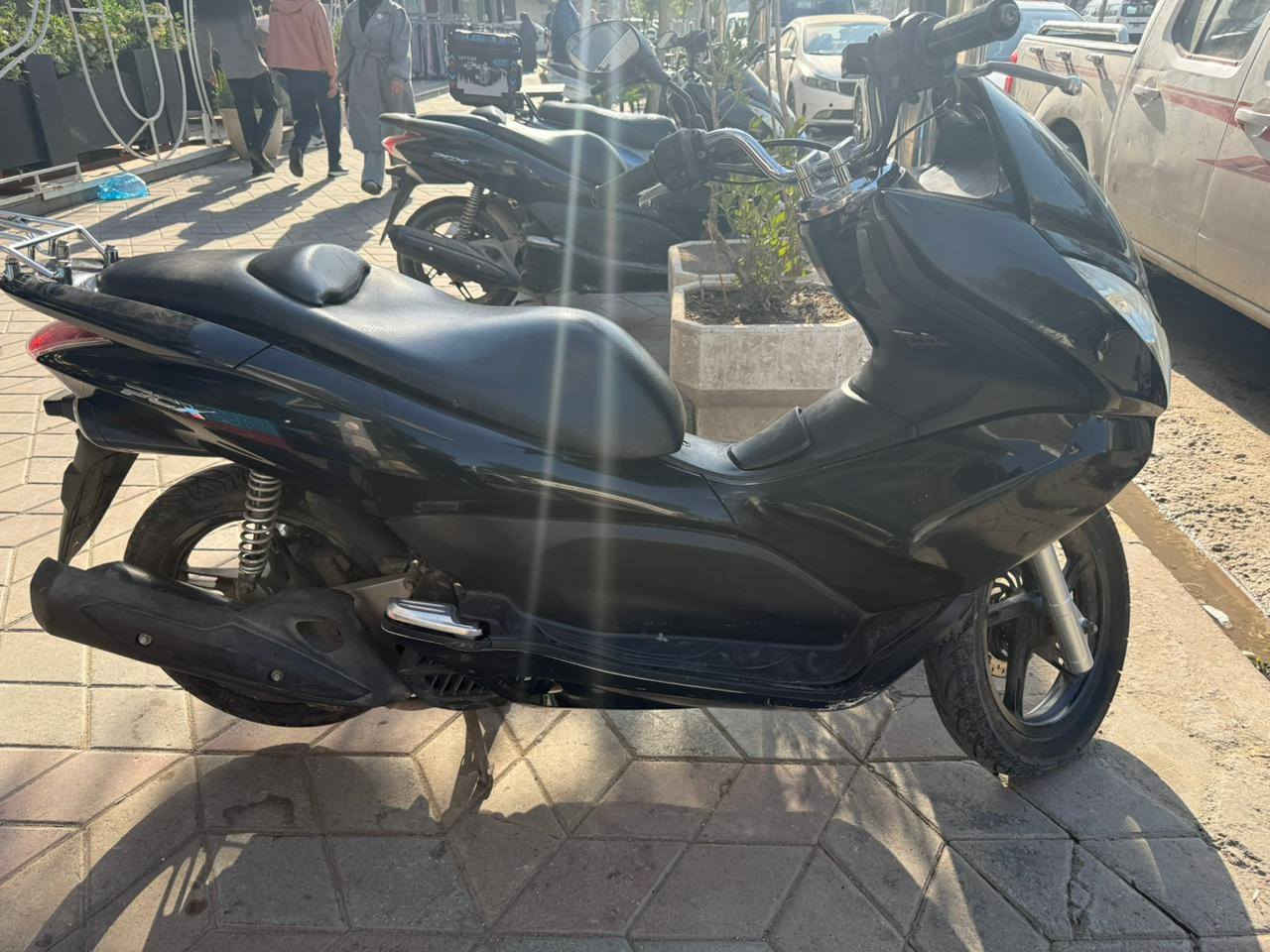 السلام عليكم دراجه للبيع جيل أول ماكينه 125 ماشيه 75 تدفئه باليدات مكينه مكفوله فقط الجاملغ مكسور مكاني بغداد مدينة الصدر سعرها 9ونص  ***********
