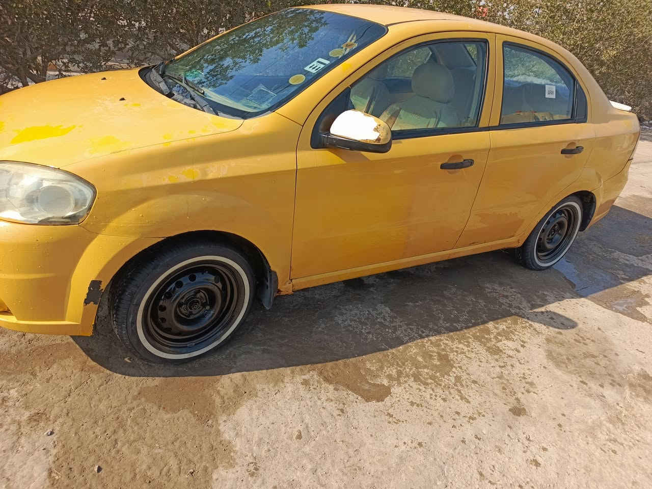 السلام عليكم افيو موديل 2011 سيارة جاهزه رقم مشروع وطني سيارة بسمي اداور ثاني يوم سنوية ل 2027  تبريده نقص غاز فقط مكان سماوة سعر 53 وبيه مجال رقم ***********
