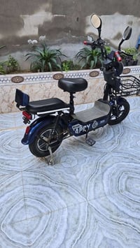 دراجة شحن موديل 2025 جديد مستخدم اقل شهرين كلش جديد للبيع او لمراوس بد...