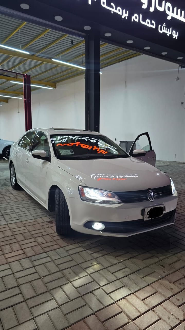 جيتا خمسه سلندر فول مواصفات ماعدا البصمه اللون ابيض الموديل ١٢ سياره جديده مال بيت الرقم قادسية باسم الوالد السعر ١١٥ بيها مجال مكاني كربلاء الجمعية التواصل على رقم فقط ***********
