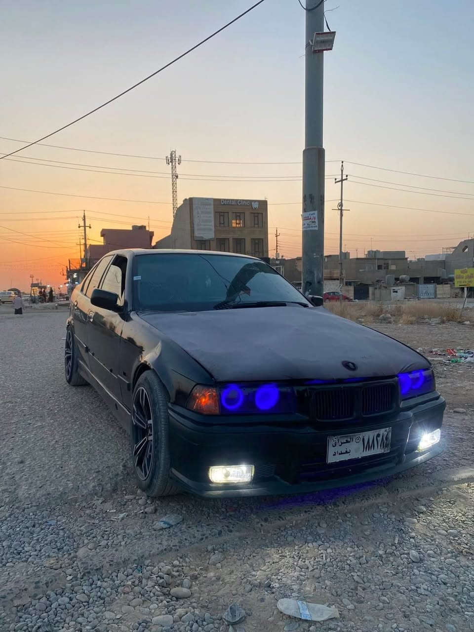بیئم E36 گێڕ عادی مەکینەی گۆڕاوە شەش بستن مەکینە 20.سەیارەکە مان ئاڕمە ئاڕمی پلاستیک سلێمانی بەشەرت دزیاریو پارەی کەسی تیا نەبێ سەیارەکە وەکوو لێدران پشتو پێشی نیەتی کارەبای بەشەرت گێجی بەنزین حاماوە کامل ئیش دەکا سەیارەکە ماڵی فەقیرە لە سەعرایە 
سەعریشی ٢٠ وەرەقە و مەجالەکی کەم تیایە 
*********** أربيل, العراق
