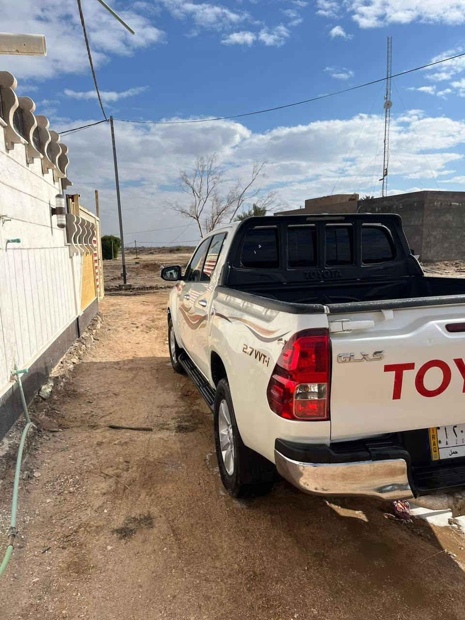 السلام عليكم تيوتا فورويل سياره جديده ومال جناي 

مكان السماوه سنويه جديده 
سعر 230وبيهاا مجال *********** باقي تفاصيل تصل
