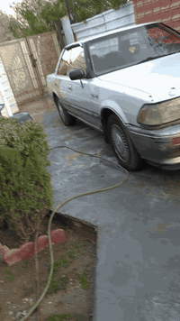 سلام عليكم هارتوب مديل ٩١ للبيع السياره محرك سته سلندر ٣٠٠٠كشنات كهرباء تبريد ثلج بس مفصول من الفيشه لايت زنون مكفوله من الكصه ونقل الجثه كير وحرك خير من الله حداديه جديده المسجل مفصول بس تشده لمعرفة السعر وللستفسار ***********
