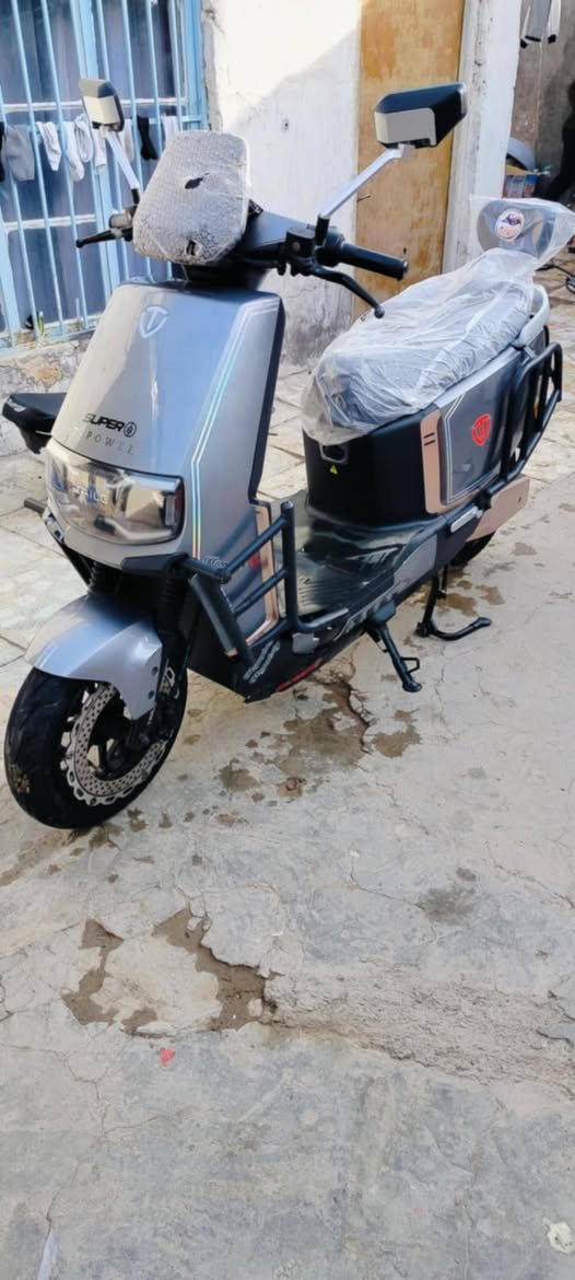 سلام عليكم دراجه شحن تايلج مديل 2025 ملف 2000 للبيع سعر مليون وبيه مجال مكاني رفاعي


**إذا كنت صاحب هذا الإعلان وتريد حذفه لأي سبب، رجاءا أرسل رسالة إلى الدعم الفني**