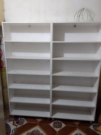 فاترينات للبيع عدد ٤ طول الوحده مترين وعرضها متر للاستفسار مراسله ع ال...