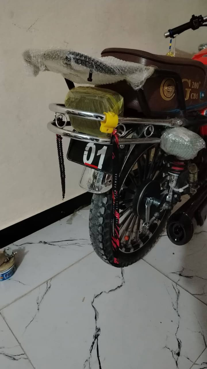 سيفان2025ختم سونك الاصلي مكفول جديده مامتعوبه اوراق كورتونيه دراجه شرط شلعه ومعدل
ماعده دشبول عطلان الباقي مكفول السعر 750وبي مجال مو شراي لتكسر بسعره ***********العنوان ديالى ابي صيدا
