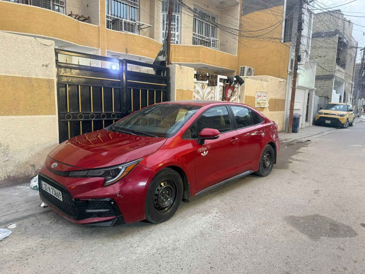 كورلا 2020 se  فول حادثهة بس بنيد بدون دواخل بدون ايرباك  ماشية 79 الف ميل سونار مرفق وية الصور
السعر 140 وبيهة مجال مكاني بغداد الشعب 
***********
