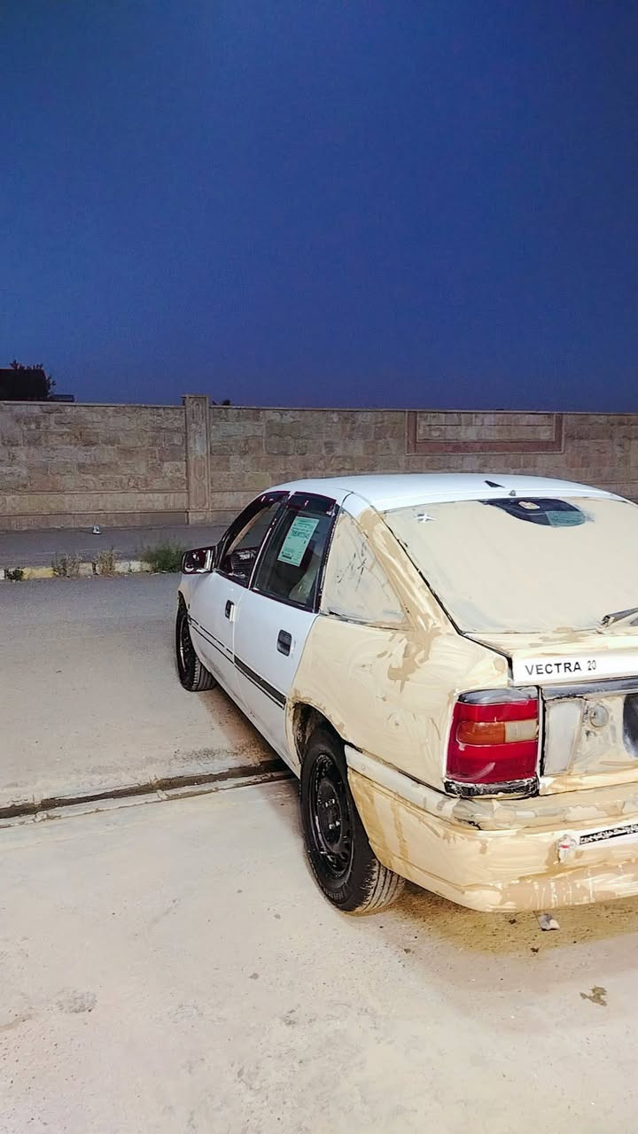 اوبل فكتره للبيع كل نقص مابيه كير ومحرك شرط 20)  يرهم مروس حسب القناعه


**إذا كنت صاحب هذا الإعلان وتريد حذفه لأي سبب، رجاءا أرسل رسالة إلى الدعم الفني**