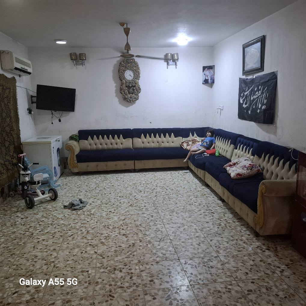 دار للبيع مساحه ٢٢٠متر قريب ع شارع ٨٠ جهه كربلاء 
دار ينباع بس مكاتبه مشمول بتطويب 
سعر ٣٨ مليون بي مجال 
استفسا،ر ***********يوسف حلة, بابل
