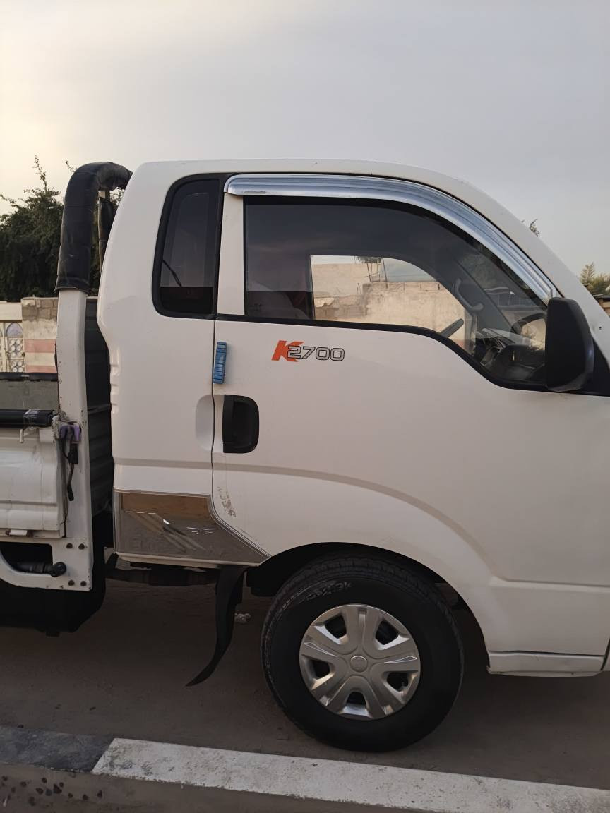 كيا بنكو مديل 2017 مفتوح رقم بصره سنويه 28 مكفوله من صبق بيه بس دوس
مكينه. كير. حداده اكسن. شاصي ورقم شاصي وتخم تاير كله جديد السعر 105 مجال بسيط مكاني البصره الزبير 
*********** الزبير, البصرة
