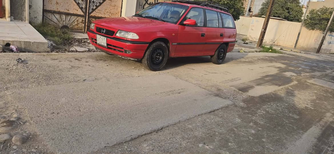 رقم بغداد الماني ✅
سنويه جديده عضم
 كاربون بانزين بيها ⛽ 
شرط التحويل ✋ 
محرك وكير شرط ✋ 
♦️كير عادي
♦️جامات كهربائي
♦️غرامات صفر 
♦️حجم 20
#مواصفات_ستيرن_بور_تبريد_تدفئه 🇧🇪
السياره بلاديه مابيها صبغ والكشر كدام العين 👀
#سياره حلـِۈه وجاهزه ماعايزها بس ستر •اللّـہ̣̥ مال جناي ✋
#السعر 55$💸 وبيها مجال 
#الشراي يتصل ويدلل مايكون خاطرو الاطيب ☎️
المكان موصل الايمن حي الرساله 🚶‍♂️
#كورك ***********📞
