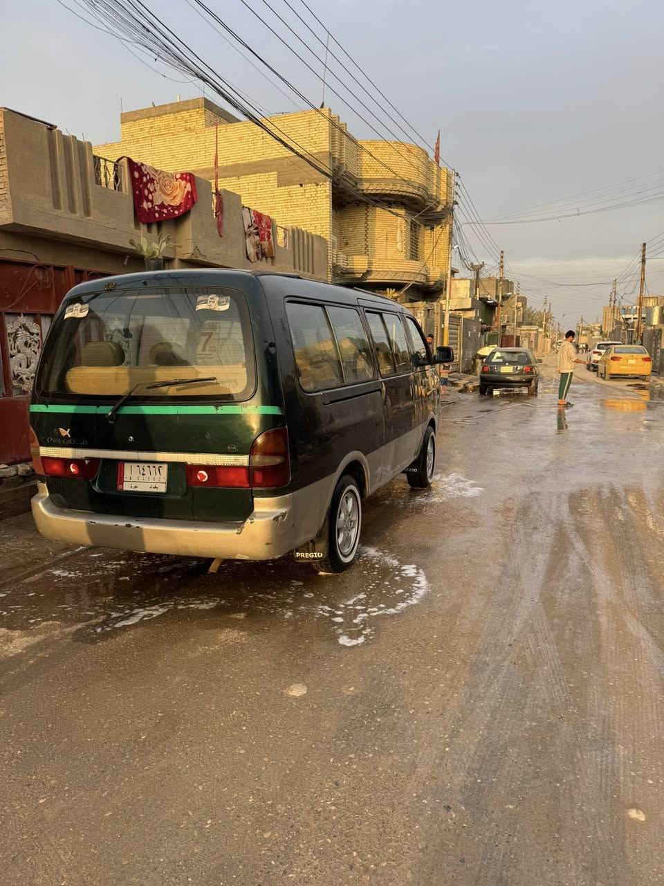 سلام عليكم كيه بريجو موديل 1996 سياره بلاديه قطره صبغ ما بيها كامل المواصفات تخم تاير جديد صدر جديد حداديه جديده سياره باسمي رقم مشروع وطني رقم الهاتف (***********)
