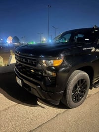 سلفرادو موديل 2024 موصفات السياره نص ماشيه 43 رقم اربيل باسمي شخصيا  ح...