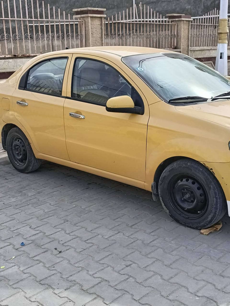 السلام عليكم
افيو للبيع أو مراوس
موديل ١٠ خليجي محرك ١٤٠٠ مفتوح مكفولة السيارة
رقم نجف إنكليزي بسمي مصفرة هيئة وغرامات جاهزة 
السيارة كير ومحرك وتبريد وحداديه كلها شرط السعر 55وبيه مجال 
***********
مكاني السماوه فرع الوركاء
