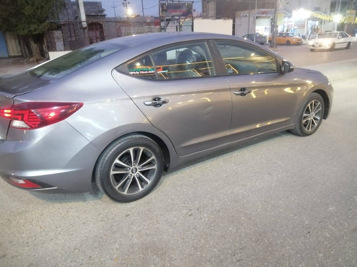 السلام عليكم النترا موديل ١٩ امريكي بصره حره تحويل ثاني يوم حادثها جاملغ وبنيد السعر ١٢٥ وبيهه مجال مكلف بالنشر لمعرفة تفاصيل أكثر رقم راعي السياره ***********
