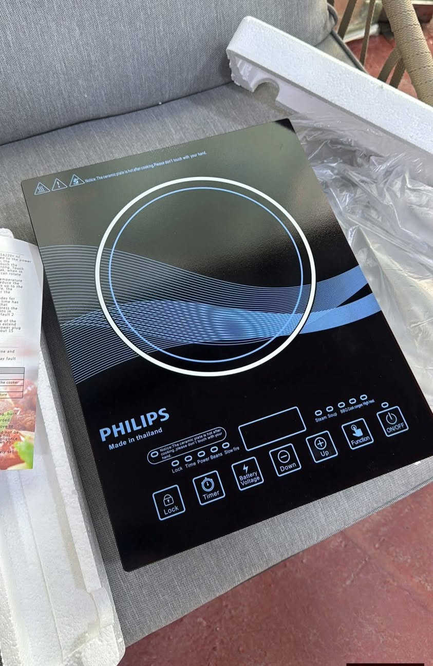طباخ ليزري ماركة فلبس  الاوربيه
السعر 50 الف 
طباخ كهربائي يعمل بالأشعة تحت الحمراء (Infrared Cooker) من ماركة فيليبس (Philips)، طراز PL-02S. 
المميزات: يعمل بقدرة عالية تصل إلى 3500 واط (حسب النص الظاهر على العلبة) لتسريع عملية الطهي. 
 سطح زجاجي أسود ولوحة تحكم تعمل باللمس. 
العنوان ذي قار الشطره شارع الكص فرع جامع الرسول وقرب مجمع نازك 
تتوفر خدمه توصيل لجميع محافظات العراق


**إذا كنت صاحب هذا الإعلان وتريد حذفه لأي سبب، رجاءا أرسل رسالة إلى الدعم الفني**